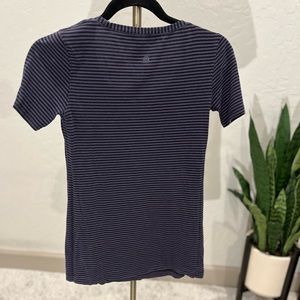 Lululemon T-Shirt | Very Soft | Size 4 | Purple/Black | Striped | Great Quality
